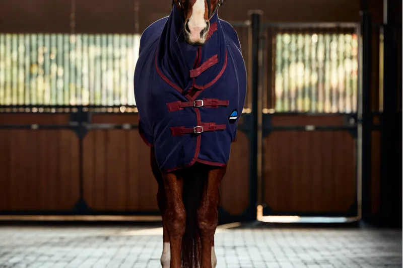 Weatherbeeta Anti-Static Fleece Cooler Combo - Navy/Burgundy-3