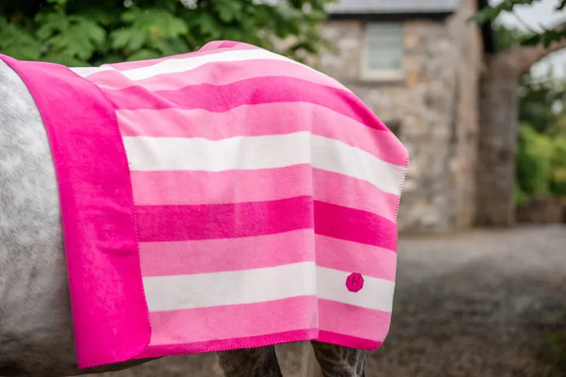Horseware Newmarket Fleece Blanket - Witney Pink