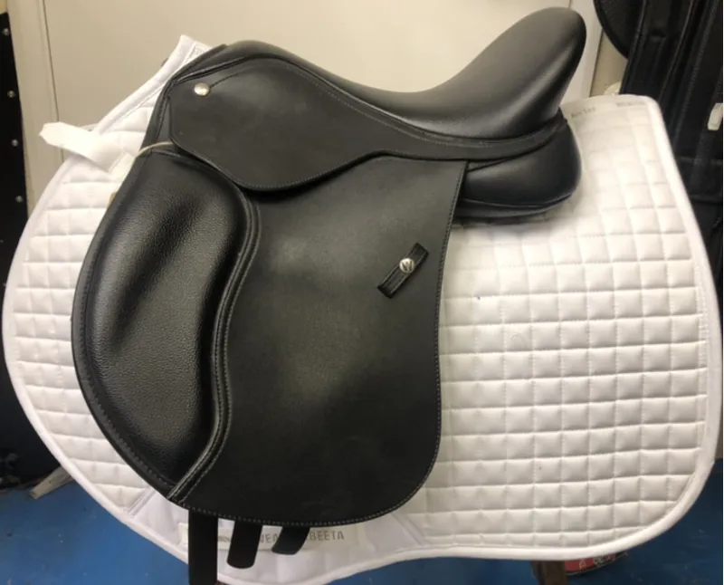 GP4003 Wintec Pony GP Saddle 14inch Adjustable - Black