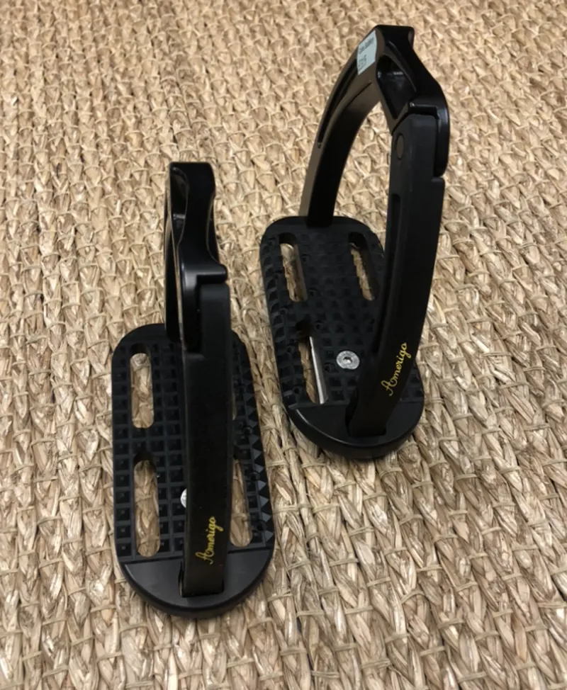 Amerigo Safety Stirrup - Black / Black