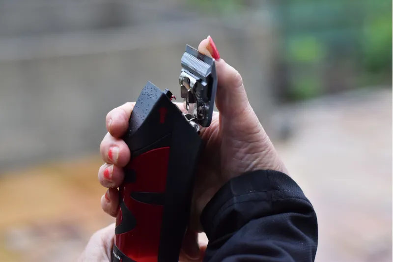 Liveryman A5 Snap on Blade-2