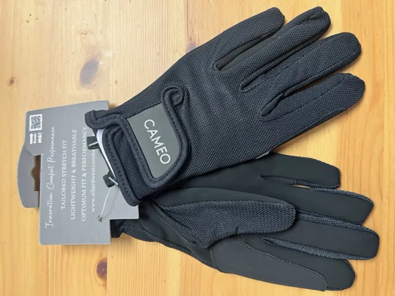 Cameo Performance Riding Glove - Black