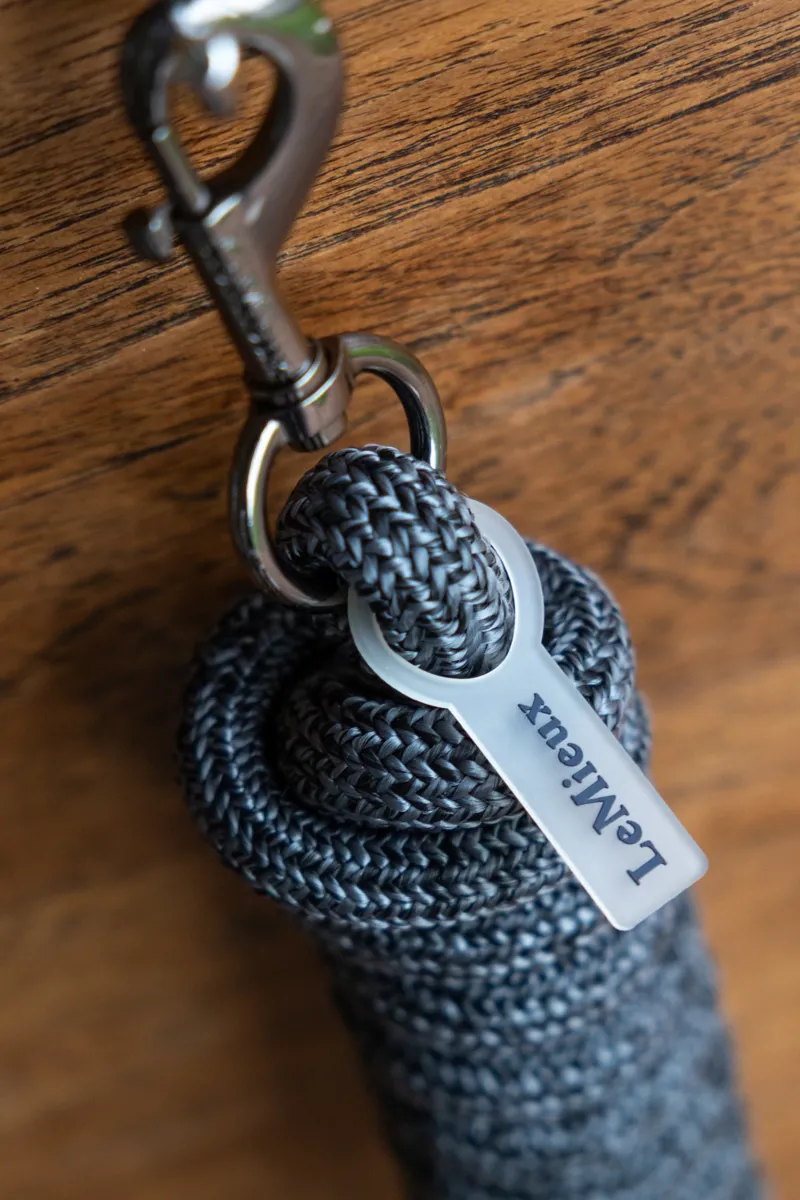 LeMieux Essence Leadrope - Black-1