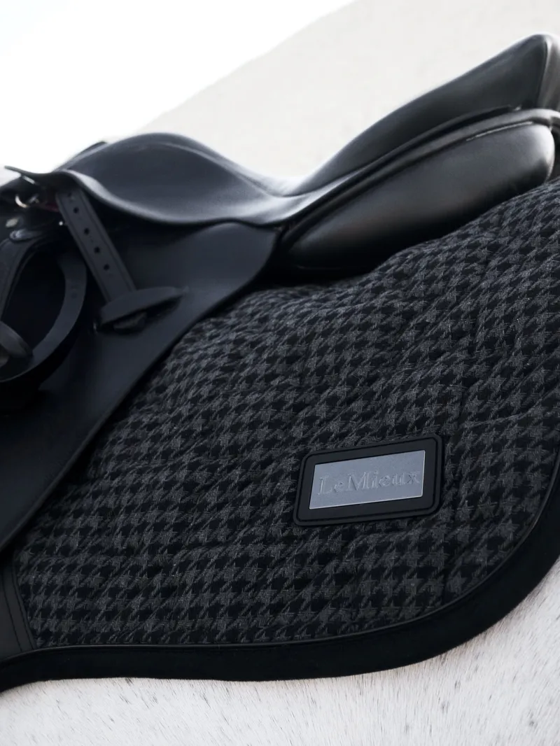 LeMieux Aspen Close Contact Square Houndstooth - Large-1