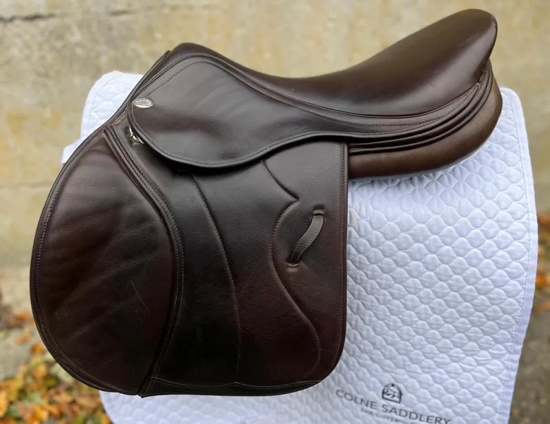 JP4242 - Harry Dabbs Jump DF 17.5' Wide Brown