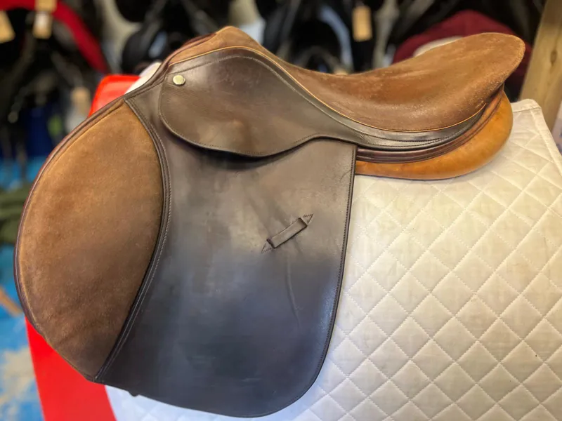 JP3849 Pessoa Jump Saddle 17.5inch Medium - Brown