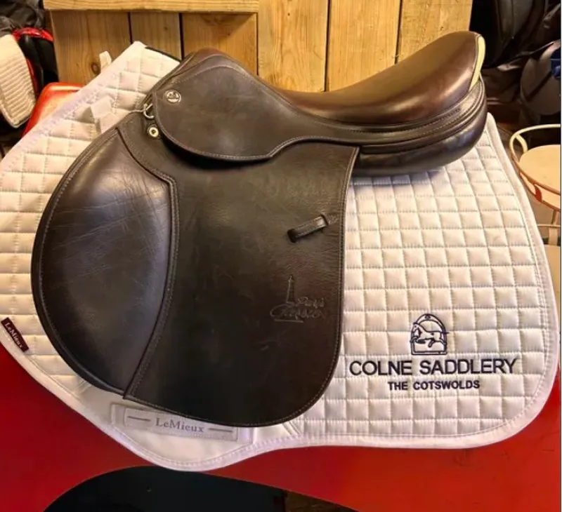 JP4000 Prestige Jump Saddle 17 Medium/Wide - Brown