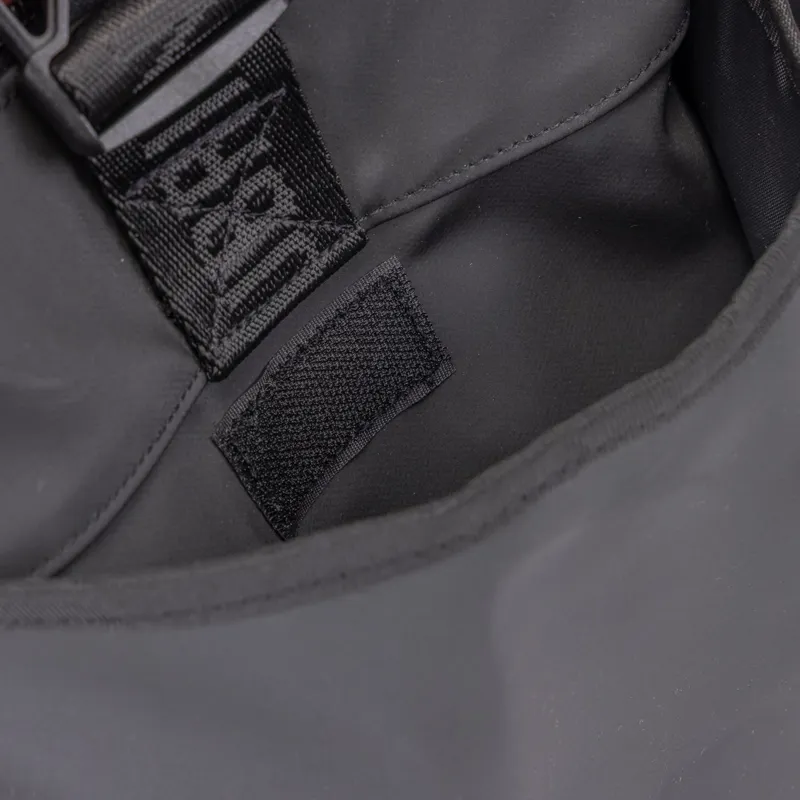 Aubrion React Grooming Kit Bag Large - Black-6