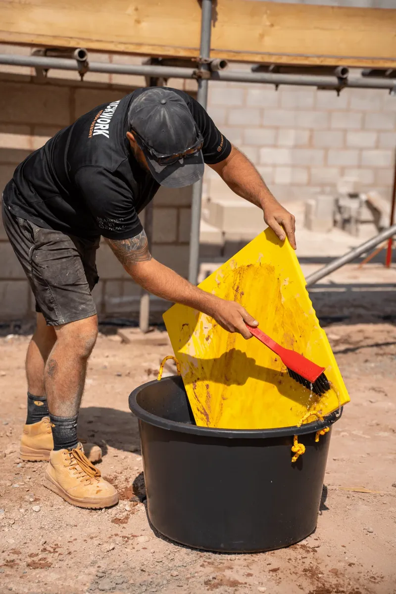 Red Gorilla Brush -4