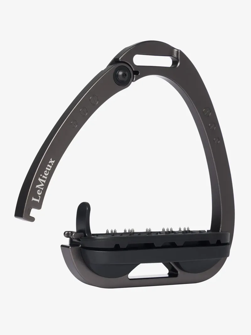 LeMieux Vector Balance Stirrup - Carbon-3