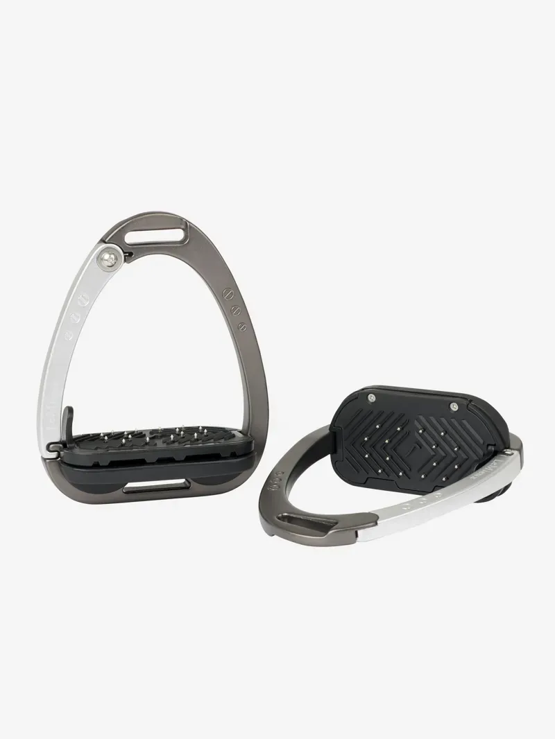 Lemieux Vector Control Stirrup Carbon - Silver