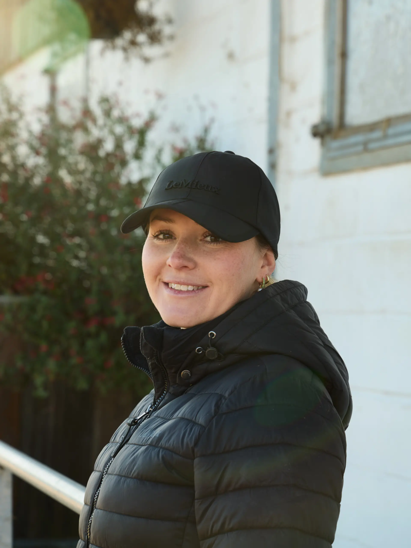 LeMieux x Sealskinz Waterproof Foldable Peak Cap in Burgundy-1