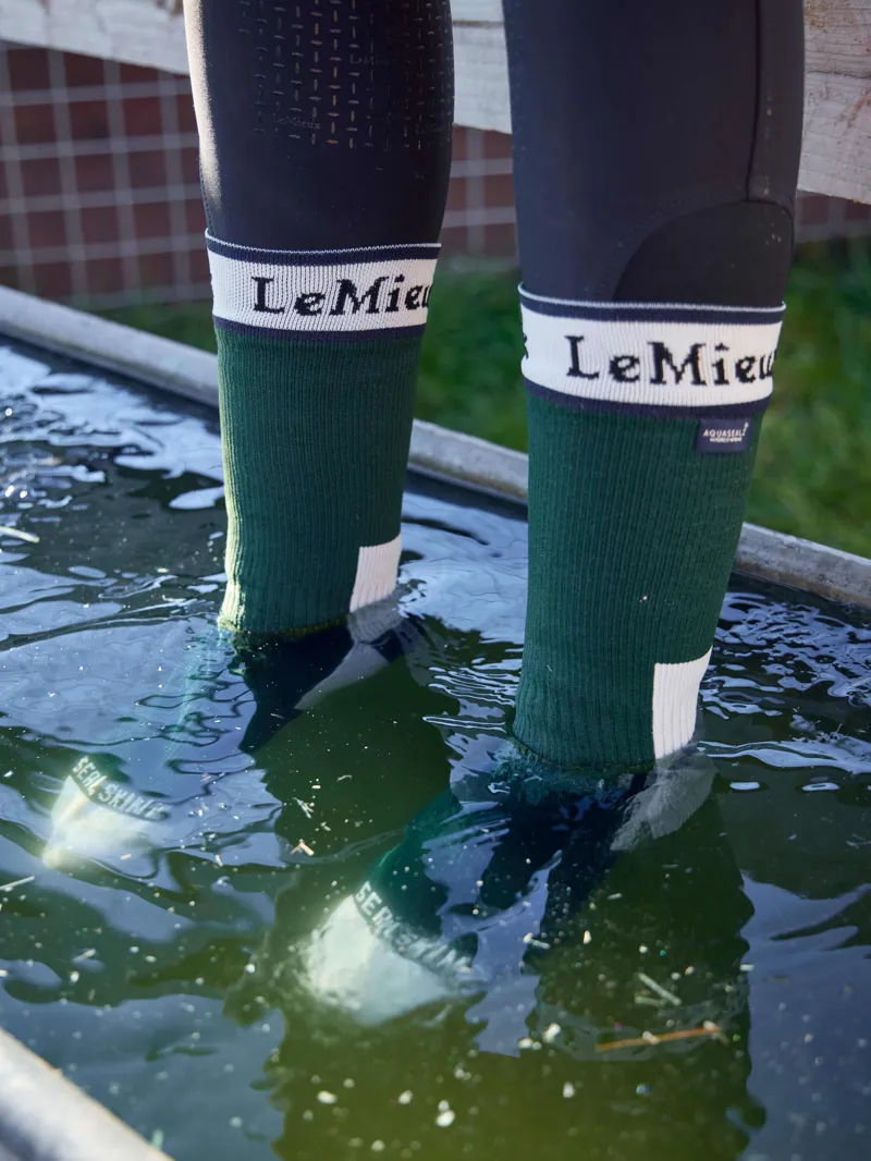 LeMieux x Sealskinz Waterproof Socks in Green-2