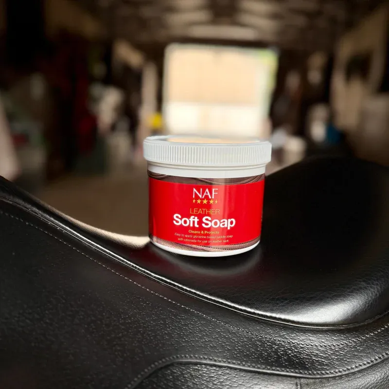 NAF Leather Soft Soap 450g-1