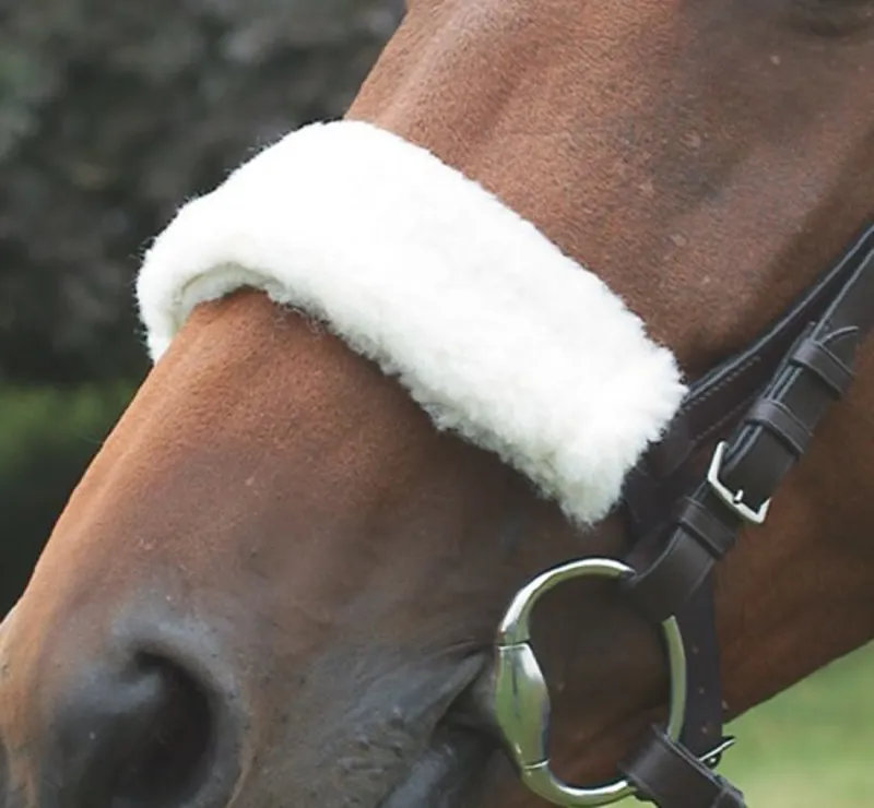 Shires One Size Acrilan Noseband Sleeve - Natural