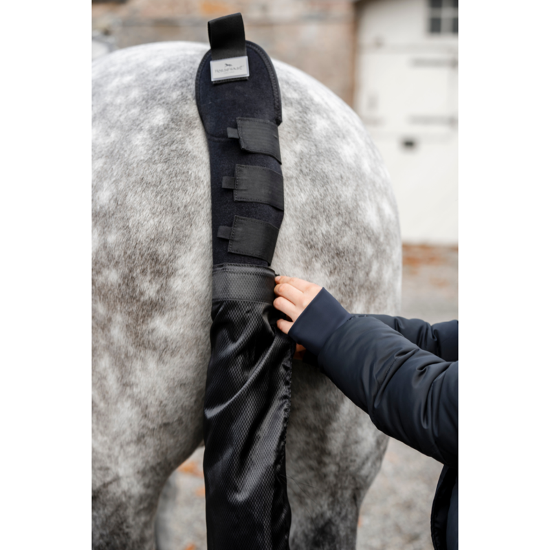 Horseware Tail Guard and Bag-2
