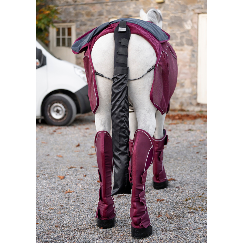 Horseware Tail Guard and Bag