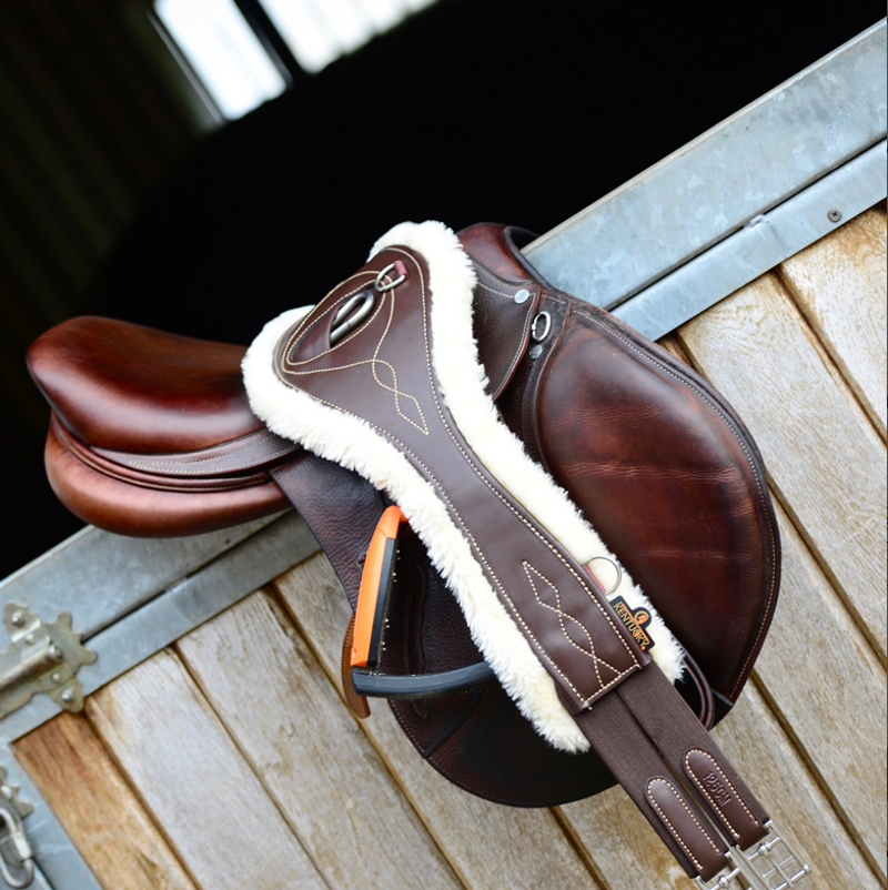 Kentucky Sheepskin Anatomic Girth - Brown-2