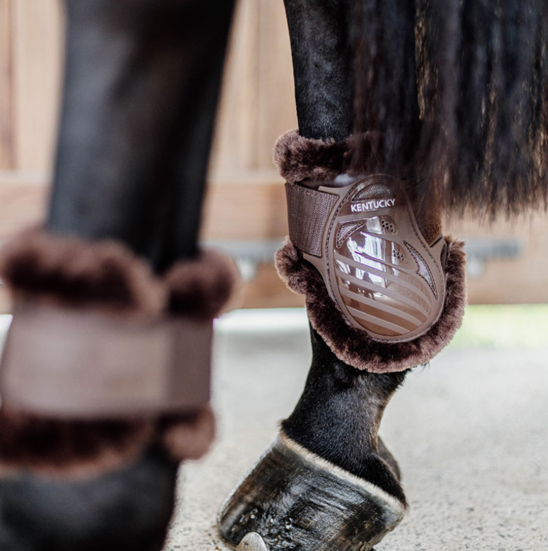 Kentucky Vegan Sheepskin Young Horse fetlock boots - Brown/Sheepskin