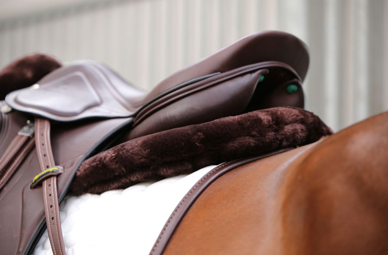 Kentucky Anatomic Sheepskin Half Pad - Brown-2