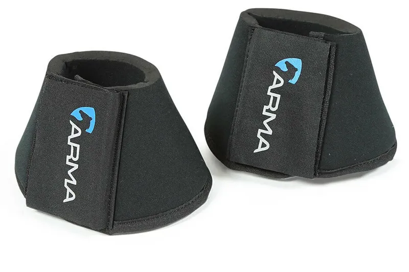 Arma Neoprene Over Reach Boots in Black